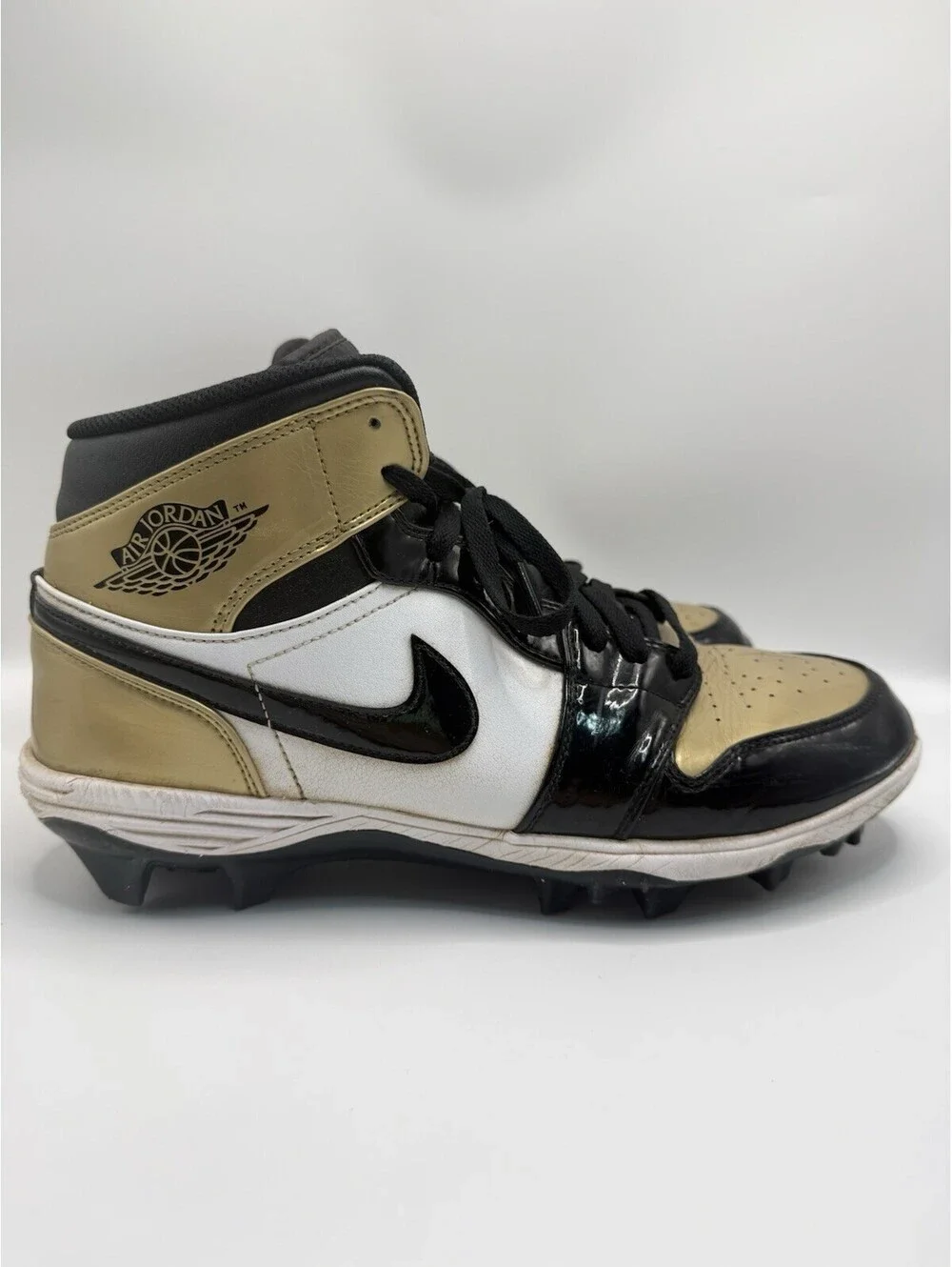 Nike Air Jordan 1 Mid Gold Black  Football Cleats, Size 7.5  FJ6805-701